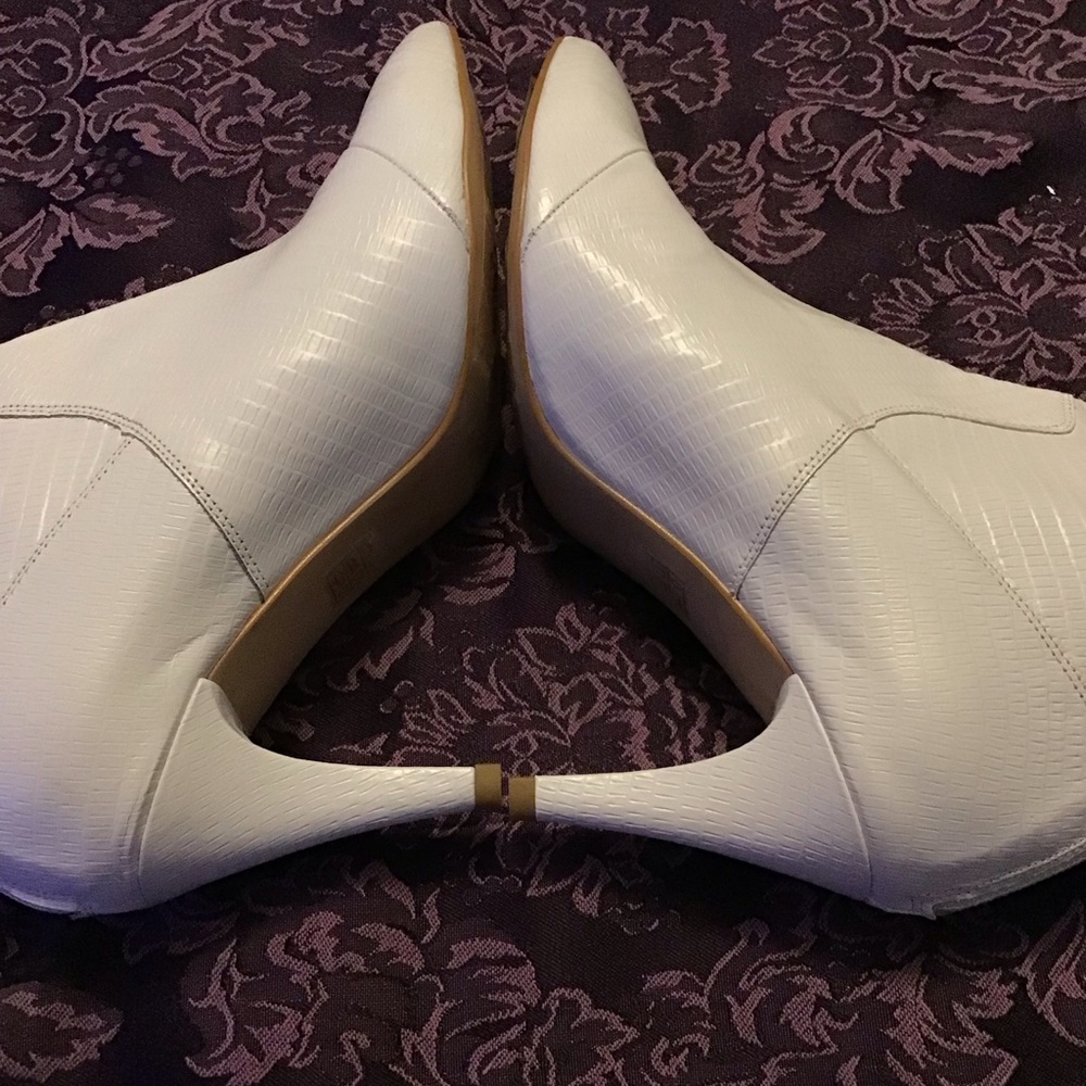 Free People White Leather Zip Boots Booties. Size 38 - Picture 3 of 16